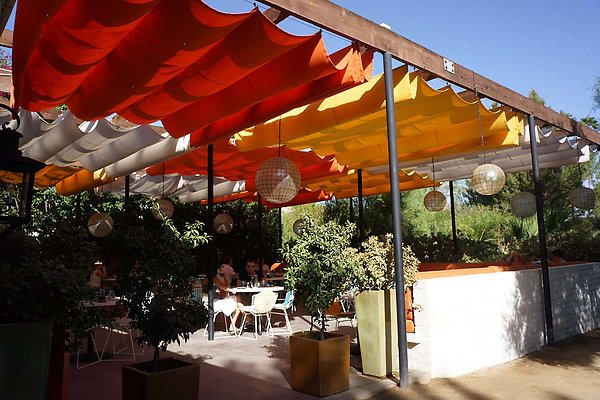 Parker Hotel Restaurant and Main Lawn Areas Parker Hotel Restaurant and Main Lawn Areas